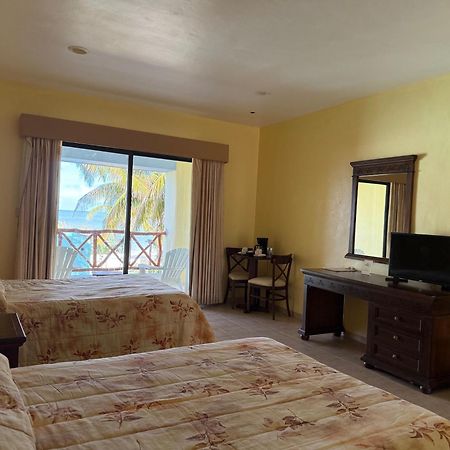 Hotel Manglares 塞莱斯通 外观 照片