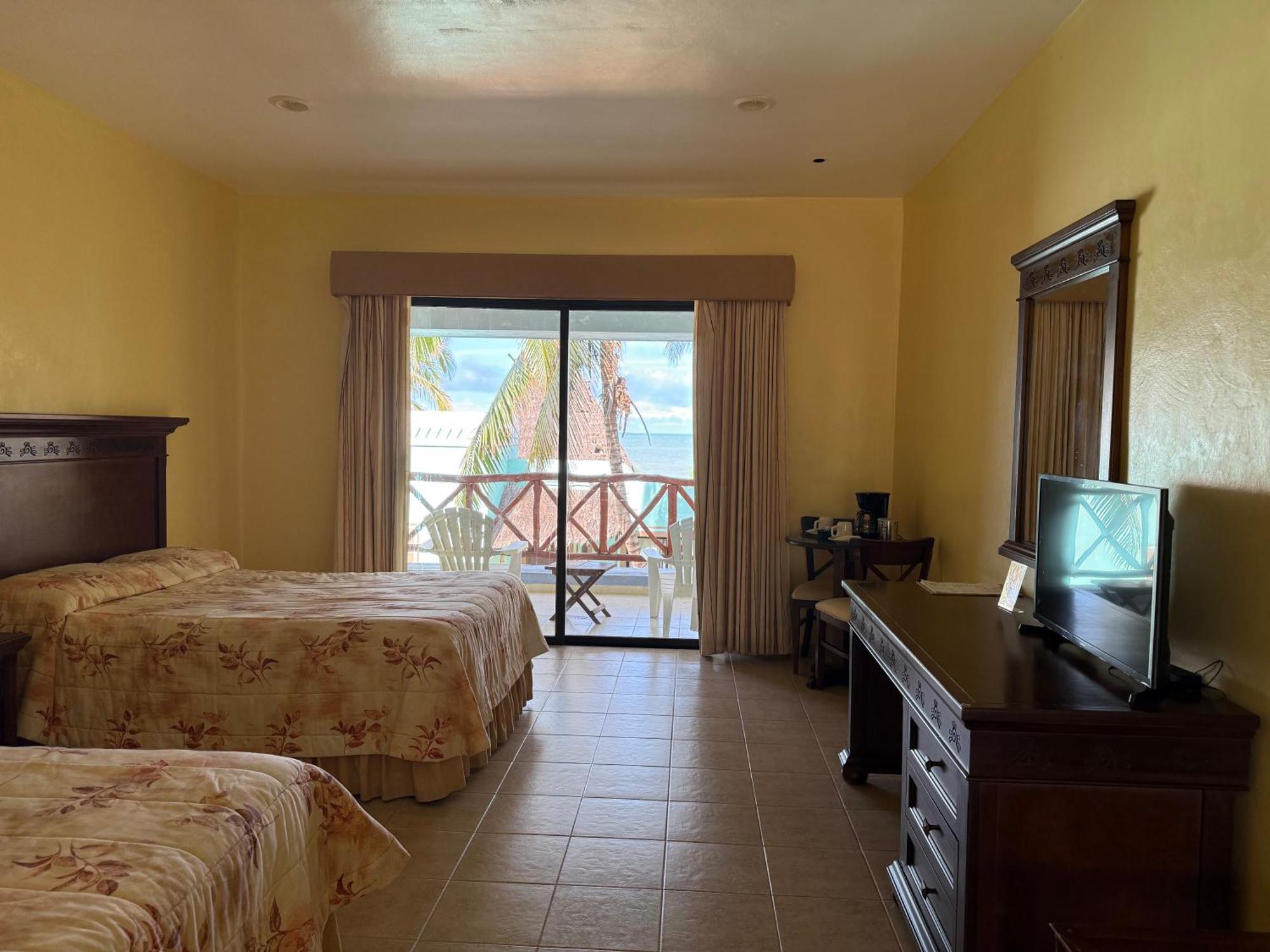 Hotel Manglares 塞莱斯通 外观 照片